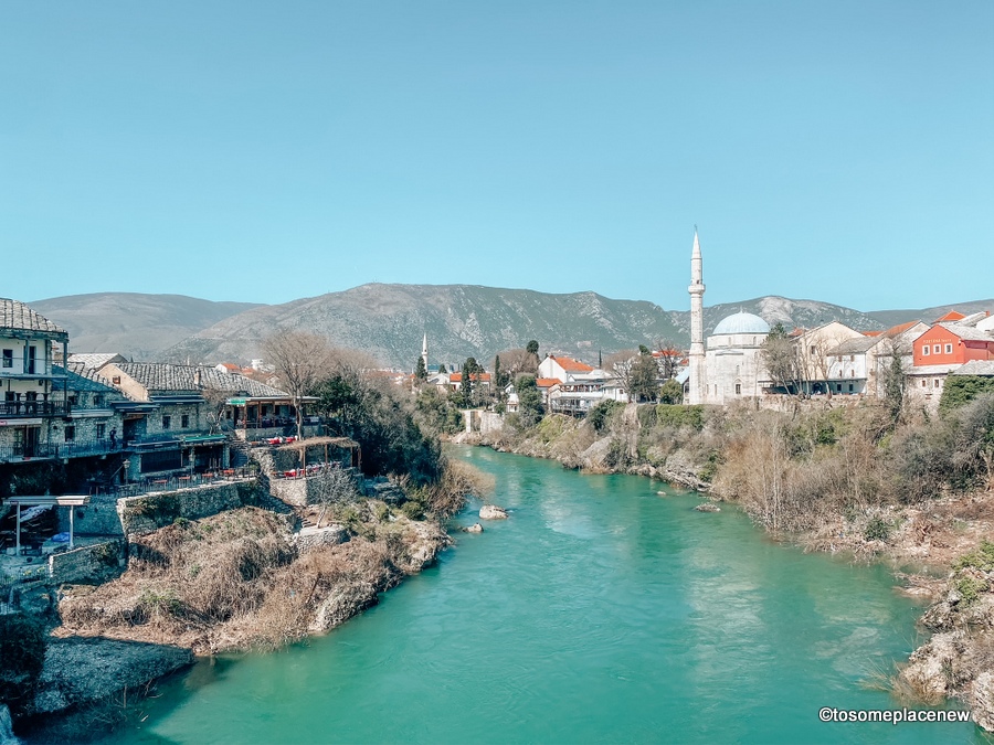 Mostar和Stari Most的视图