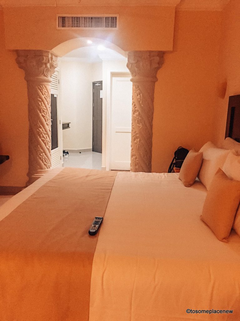 格兰波尔图度假酒店普拉亚德尔卡门是一个最好的全包酒店位于PDC，墨西哥第5大道附近。读一篇客人写的诚实的评论。