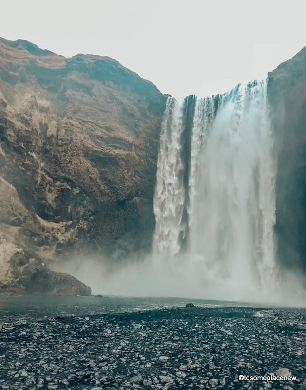 冰岛瀑布导游