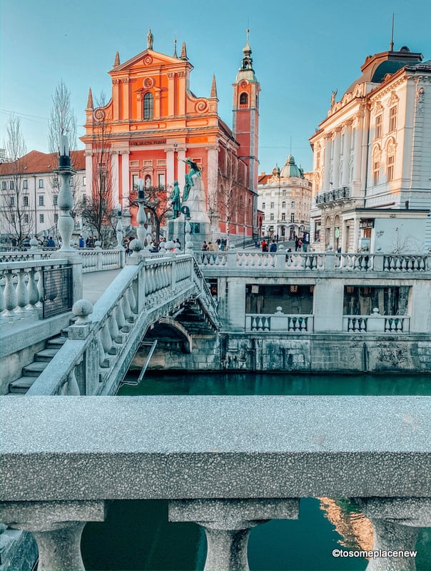 卢布尔雅那是斯洛文尼亚的首都和最大的城市