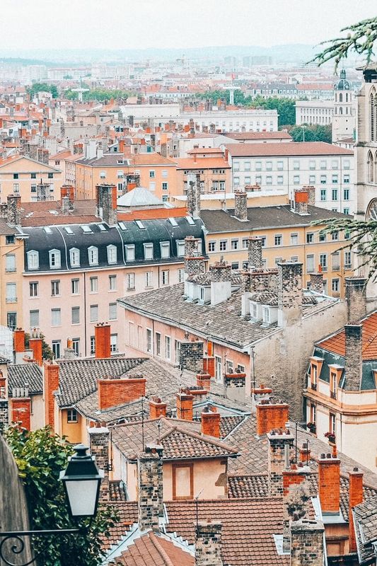 你的遗愿清单上的法国18个最美丽的城市